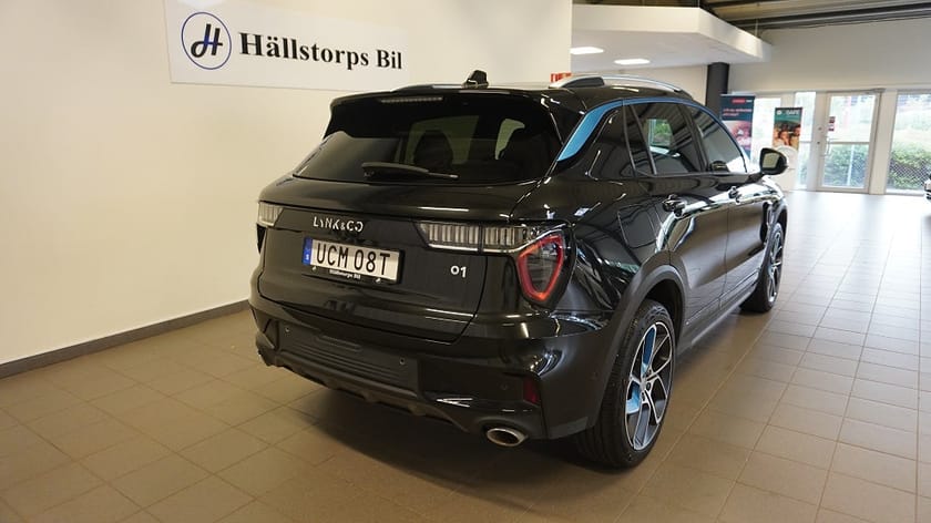 Bild 2 av Lynk & Co 01 PHEV DCT/PLUG-IN HYBRID/360KAMERA/GPS/GLASTAK/RÄCKVIDD 78KM