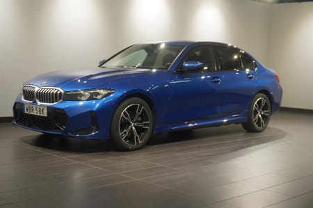 BMW 330e Sedan M Sport Active Fartpilot HiFi Rattv Rm