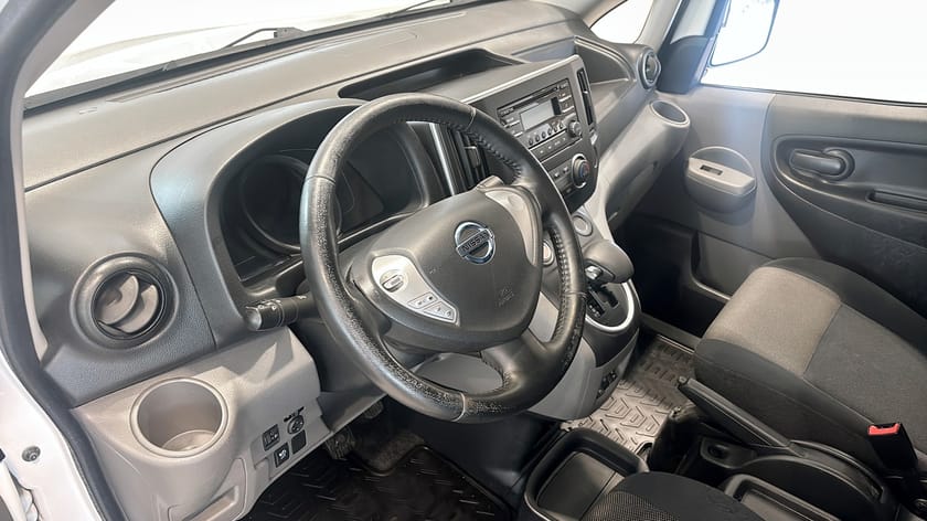 Bild 4 av Nissan e-NV200 Van Moms / Blackstonelås / Takräcken