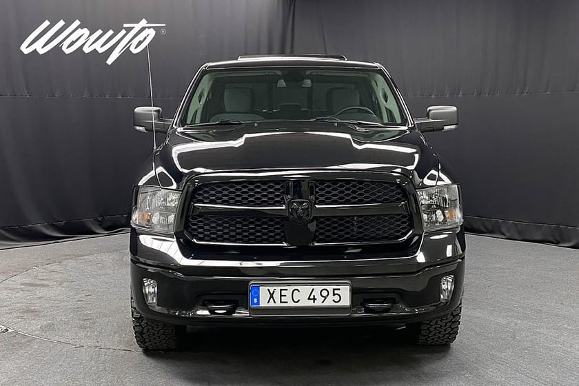 Bild 2 av RAM 1500 Crew Cab Dodge Classic 5.7 395HK /Alpin /Navi /Moms