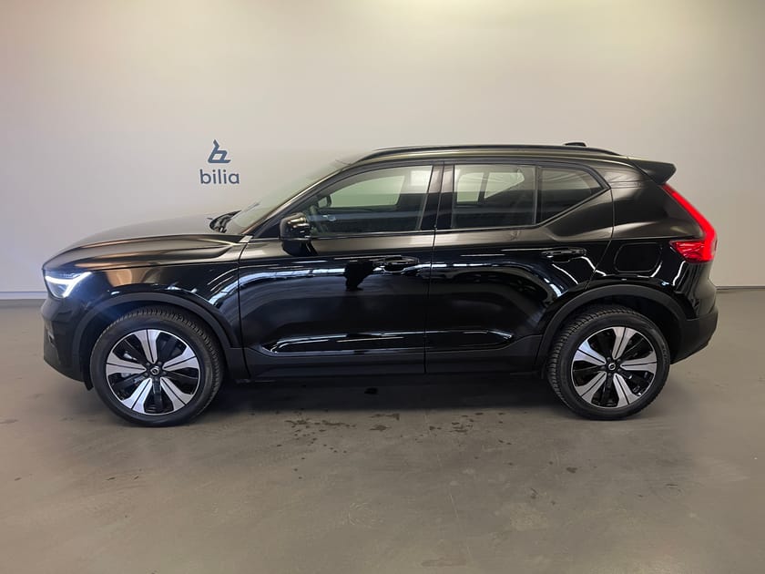Bild 2 av Volvo XC40 Recharge Single Motor Core / Dragkrok / Navigation / Klimatpaket /
