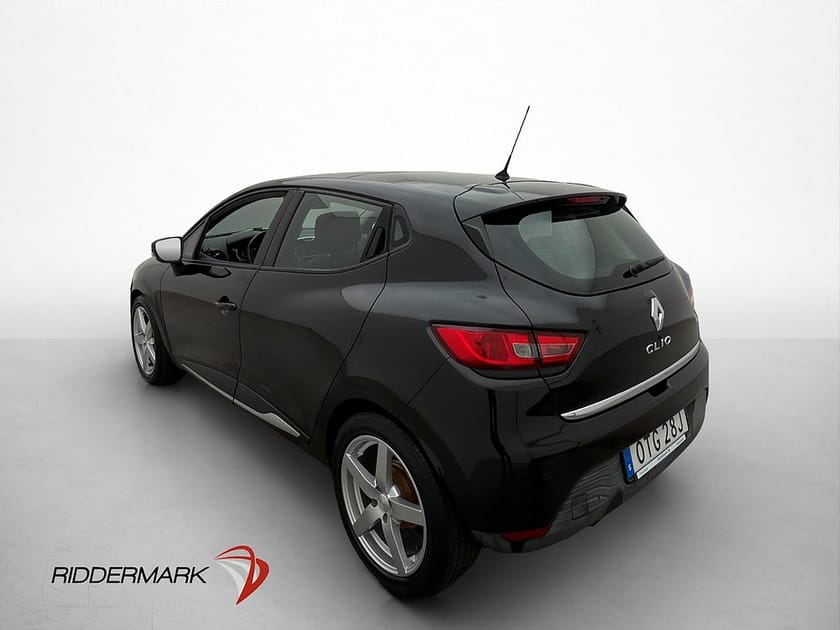Bild 5 av Renault Clio 0.9 TCe 90hk Panorama Bass-Reflex Navi