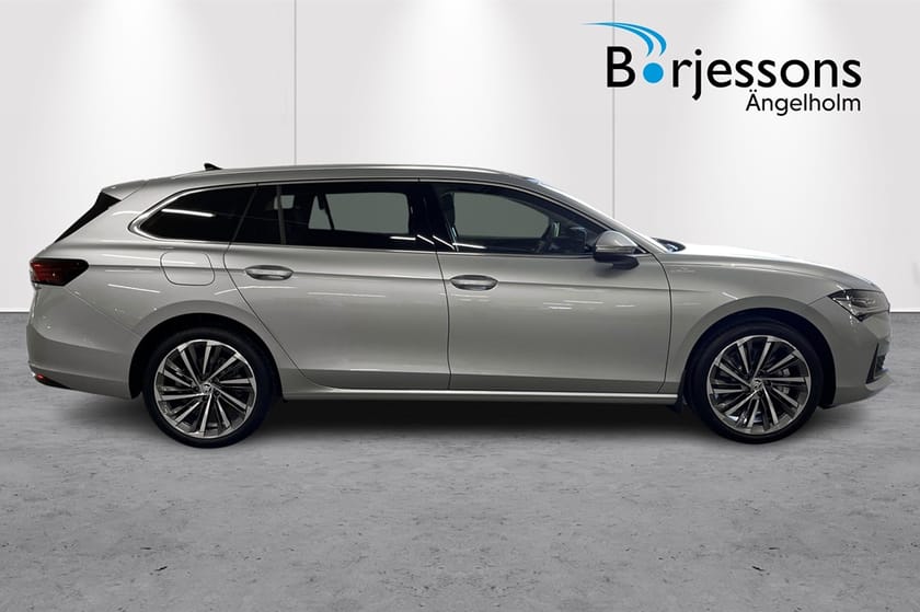 Bild 2 av Škoda Superb iV Kombi