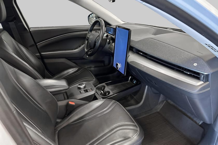 Bild 4 av Ford Mustang Mach-E Standard Range 269hk (Teknik Pkt+, Vinterhjul)