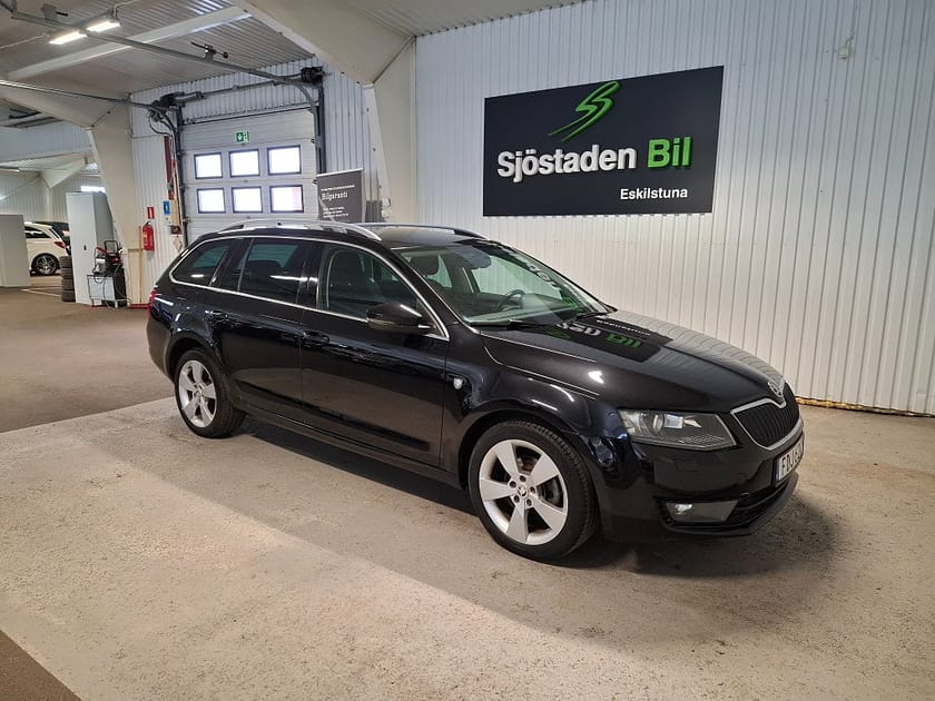 Bild 3 av Škoda Octavia Kombi Skoda 1.4 TSI Elegance Drag App Connect Värmare GPS