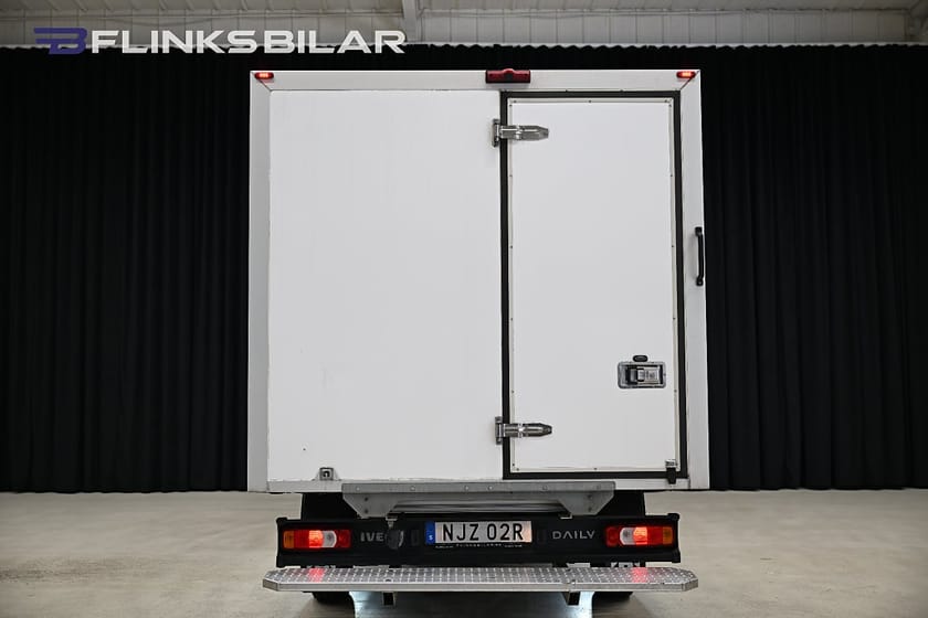 Bild 5 av Iveco Daily 35-140 Chassi Cab 136HK Automat|Volymskåp|Kylbil|Nattyla|Lågmil|SeUtr!!1