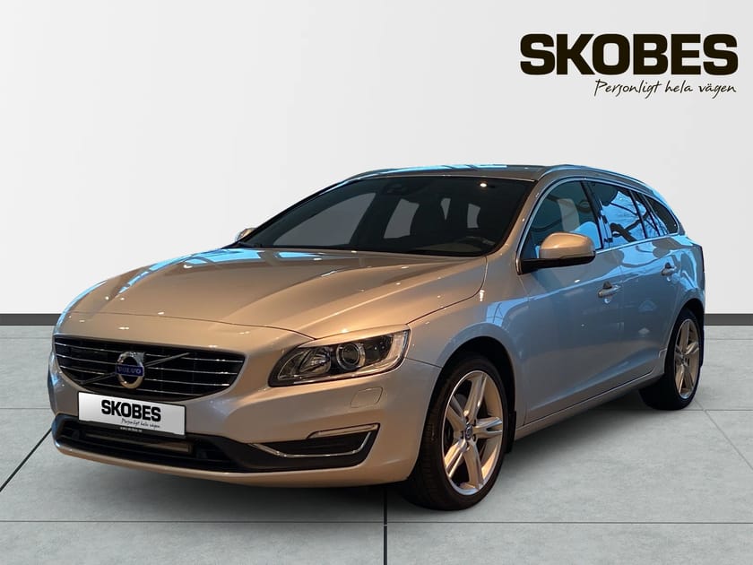 Bild 3 av Volvo V60 D4 Classic Summum Drag, Full servad, Läder