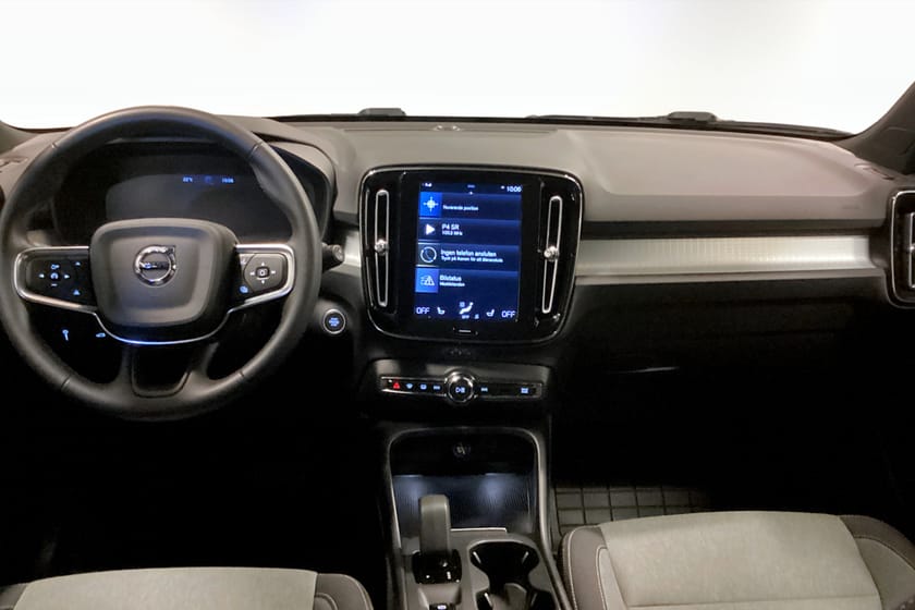 Bild 5 av Volvo XC40 B4 FWD Bensin Momentum Advanced