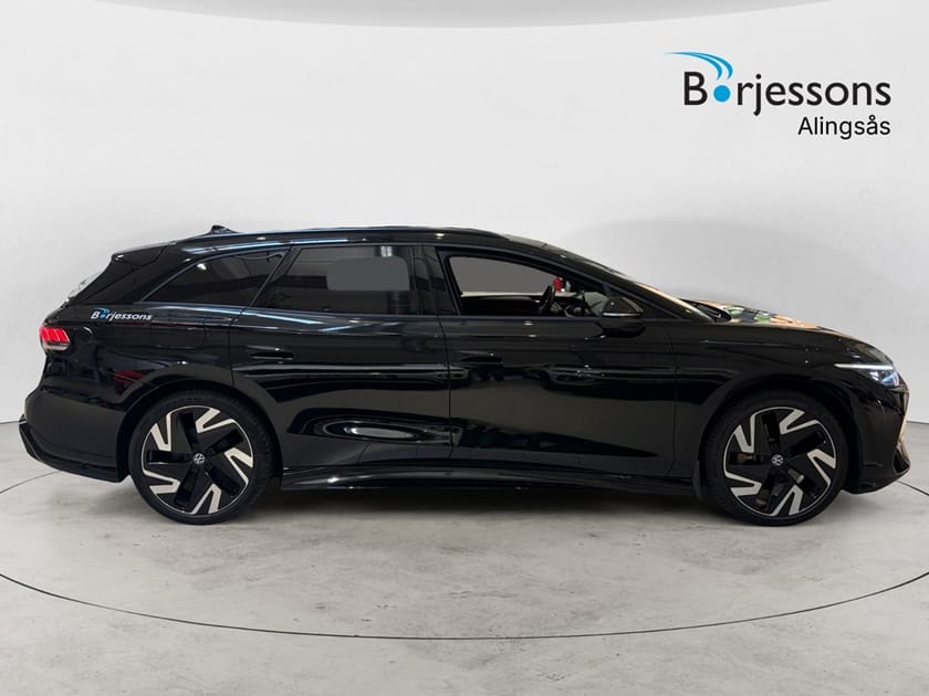 Bild 2 av Volkswagen ID.7 GTX Tourer 340hk Drag/Pano/360/H&K