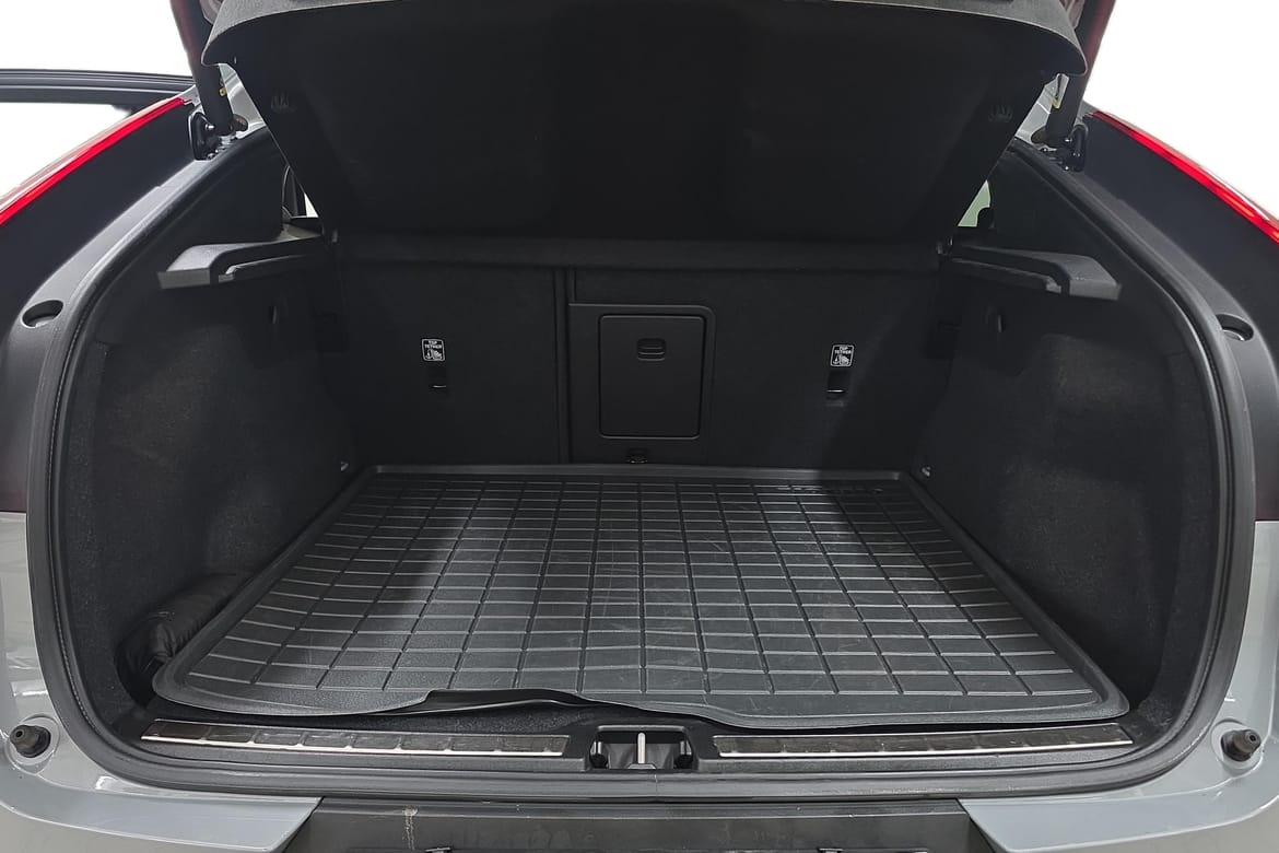 Volvo C40 Recharge Twin, 408hp, 2024