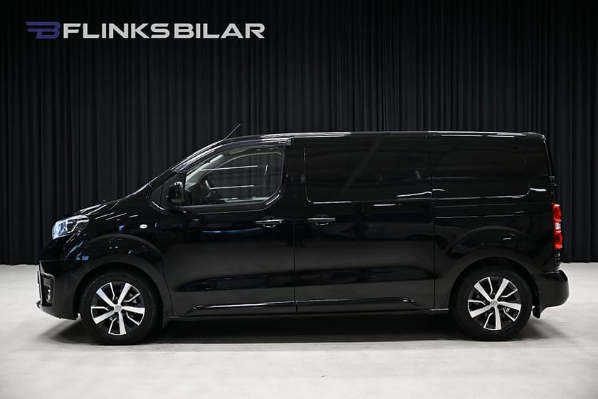 Bild 4 av Toyota Proace 1.5 D-4D 120HK Dubbeldörr|Inredd|Nedlackad|Moms|SeUtr!