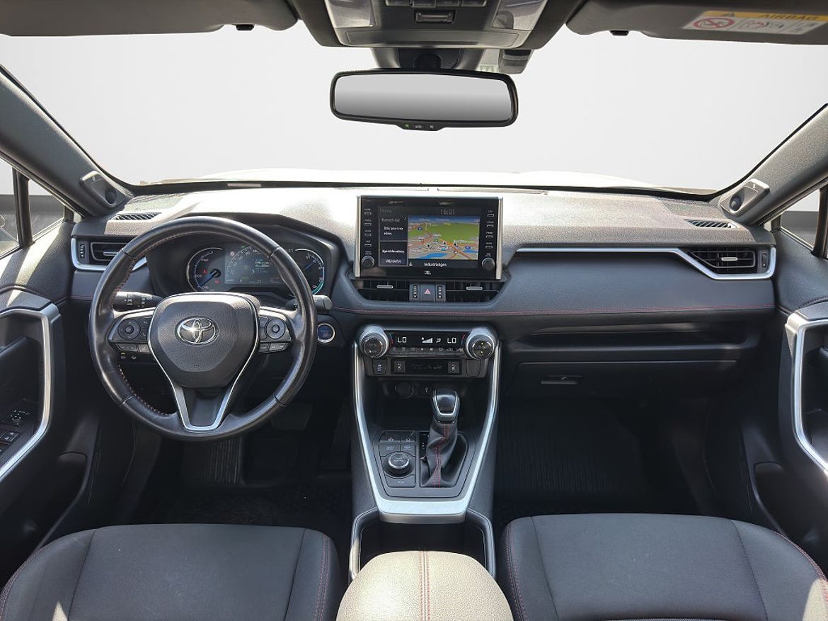 Toyota RAV4 Plug-in Hybrid, bild 11 av 22