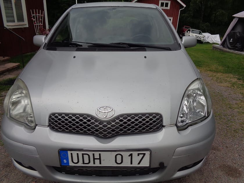 Bild 5 av Toyota Yaris 5D 1.3 VVT-i 87 HK/BES. TILL JUNI -27/MVG/FINANS/INBYTE