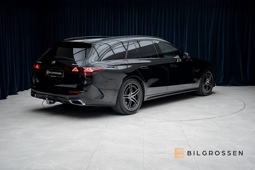 Bild 5 av Mercedes-Benz E 300 de 4MATIC T AMG Line Advanced Burmester Drag MOMS