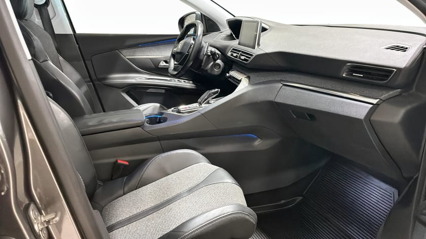 Bild 3 av Peugeot 5008 1.2 PureTech 130 EAT, 131hk, Allure