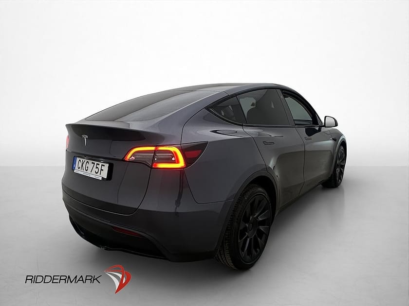 Bild 5 av Tesla Model Y Long Range AWD Autopilot Svensksåld MOMS