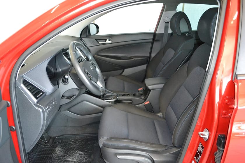 Bild 4 av Hyundai Tucson 1.7 CRDi blue DCT ComfortPlus Navi Drag 141hk