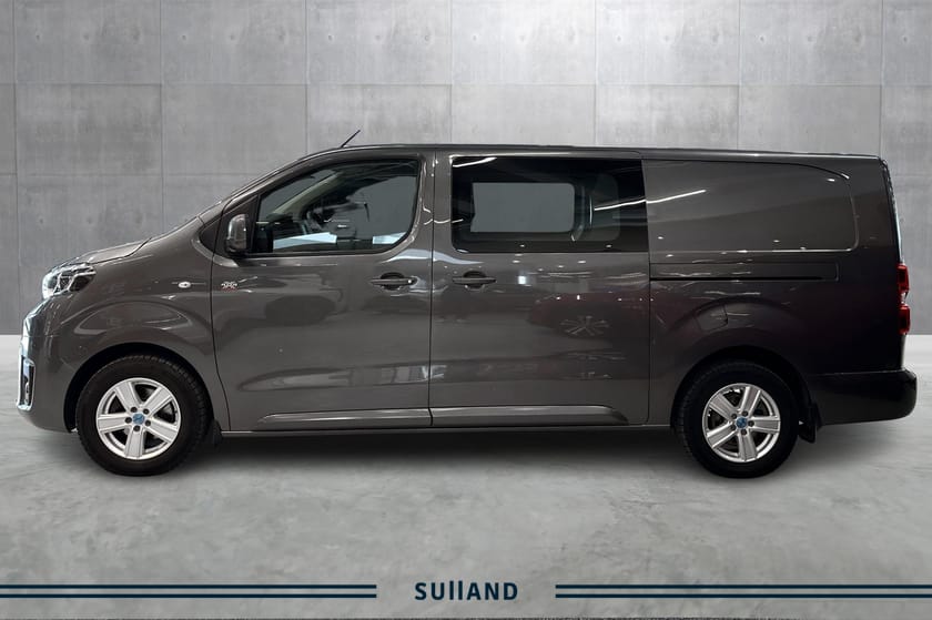 Bilde 2 av Toyota Proace L2,4X4, FJERNST. DIESELVARMER, KROK, INNREDNING!