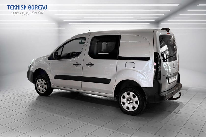 Bilde 3 av Peugeot Partner Van L1 1.6 99 HK 4X4 | 3 SETER | KROK | MANUELL | 2 EIERE