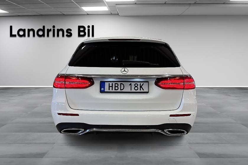 Bild 5 av Mercedes-Benz E 220 T d 4MATIC AMG Drag Värmare Burmester Minnestolar