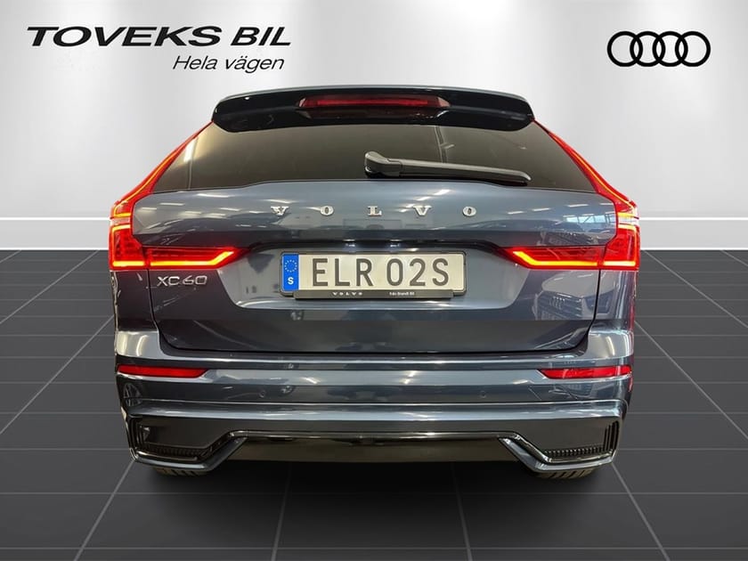 Bild 4 av Volvo XC60 T6 Plug-In AWD 350hk Plus Dark edt. I Se utr