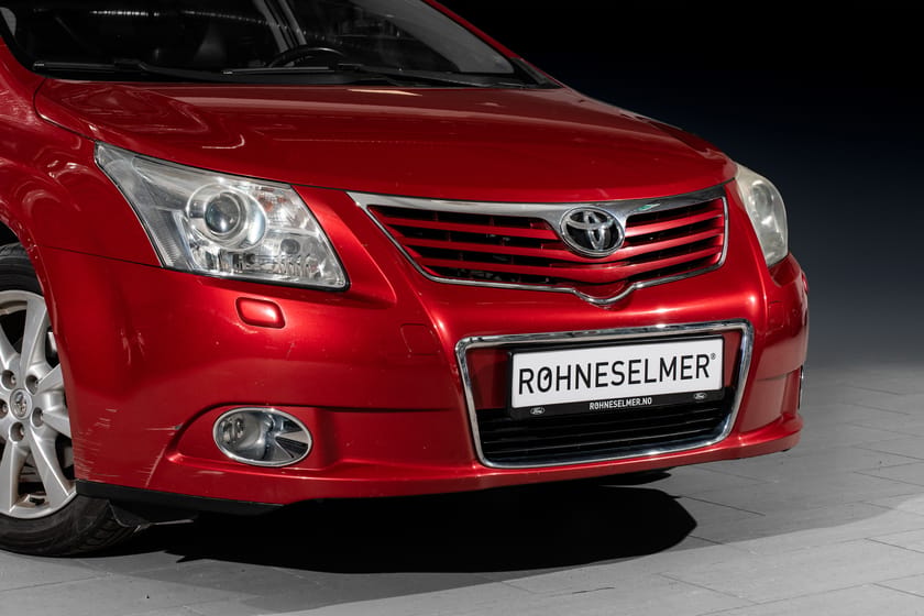 Bilde 2 av Toyota Avensis Stasjonsvogn Krok|Soltak|Navi|El-ratt/seter m/minne|Skinn