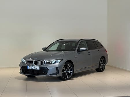 BMW 330e Touring M-Sport, Drag, Värmare, Navi, Rattvärme