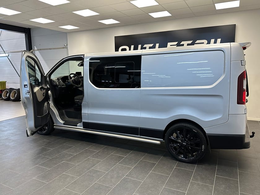 Bild 3 av Renault Trafic Kombi 5 sits 1.6 dCi 125hk Drag Värmare B-kam 20" fälg