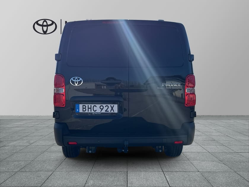 Bild 4 av Toyota Proace L1 LONG 2.2D 180 HK AUTO COMFORT 2 DÖRRAR