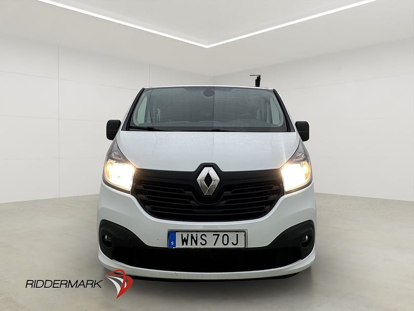 Bild 5 av Renault Trafic Skåpbil L2 Dubbelhytt Drag Värm 2xDörr PDC 6-Sit MOMS