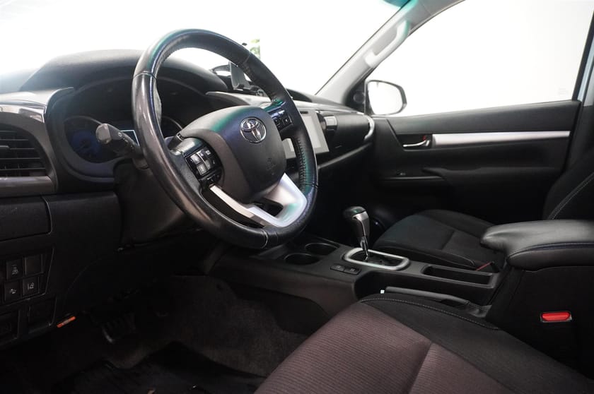 Bild 2 av Toyota Hilux Dubbelhytt