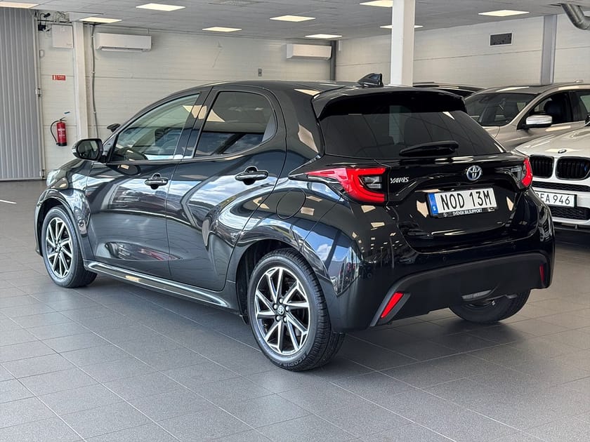 Bild 5 av Toyota Yaris Hybrid CVT Kamera Active Plus