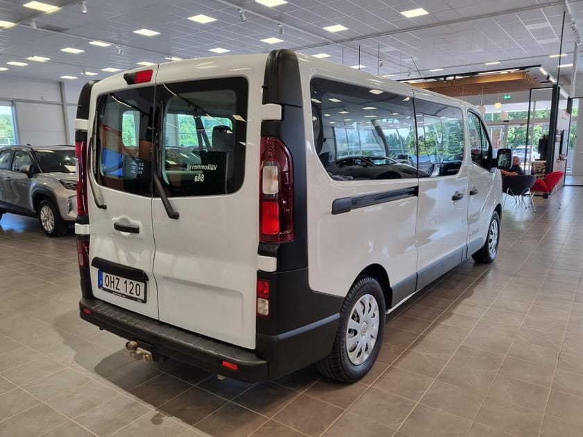 Bild 5 av Renault Trafic Kombi Passenger 9-sits Värmare Moms Drag