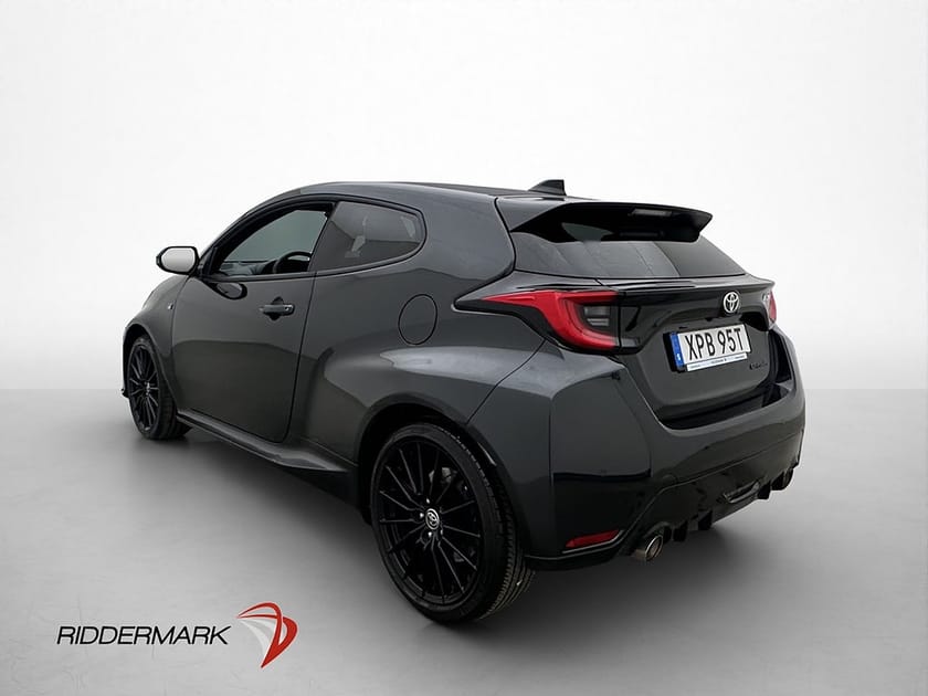 Bild 5 av Toyota GR Yaris iMT 261hk 4WD JBL Navi HuD Kamera