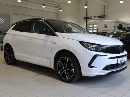 Opel Grandland Hybrid