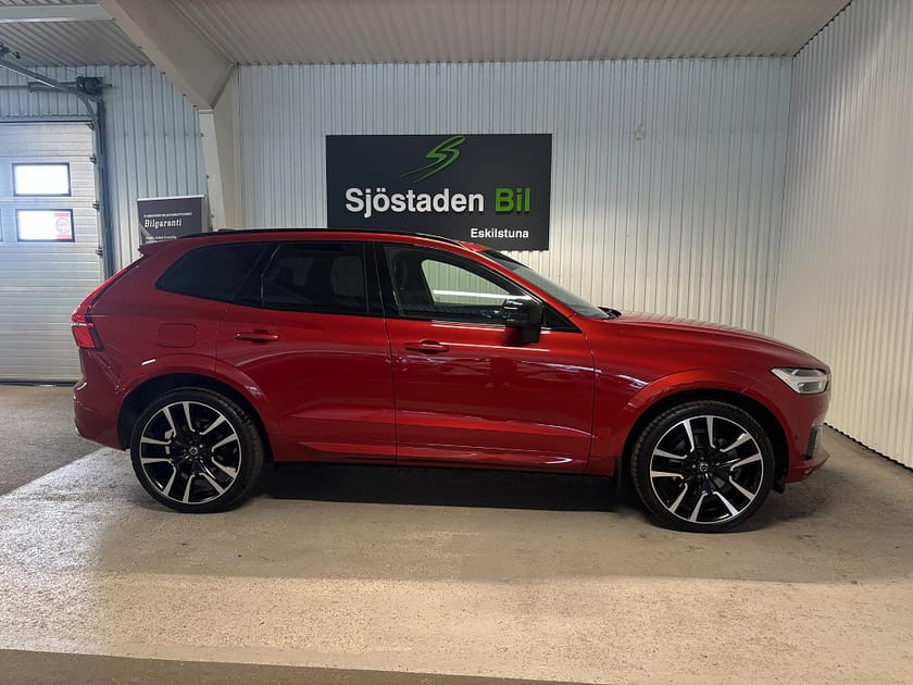 Bild 5 av Volvo XC60 B4 AWD Geartronic R-Design Navi Kamera Värmare