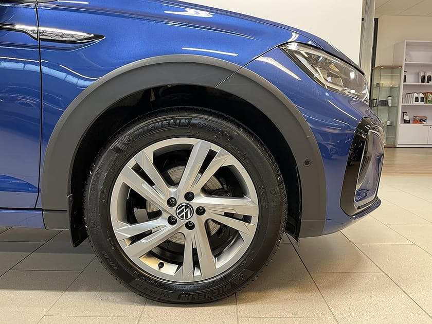Bild 4 av Volkswagen Taigo R-Line 1.5 TSI 150hk I Park-Assist I Carplay