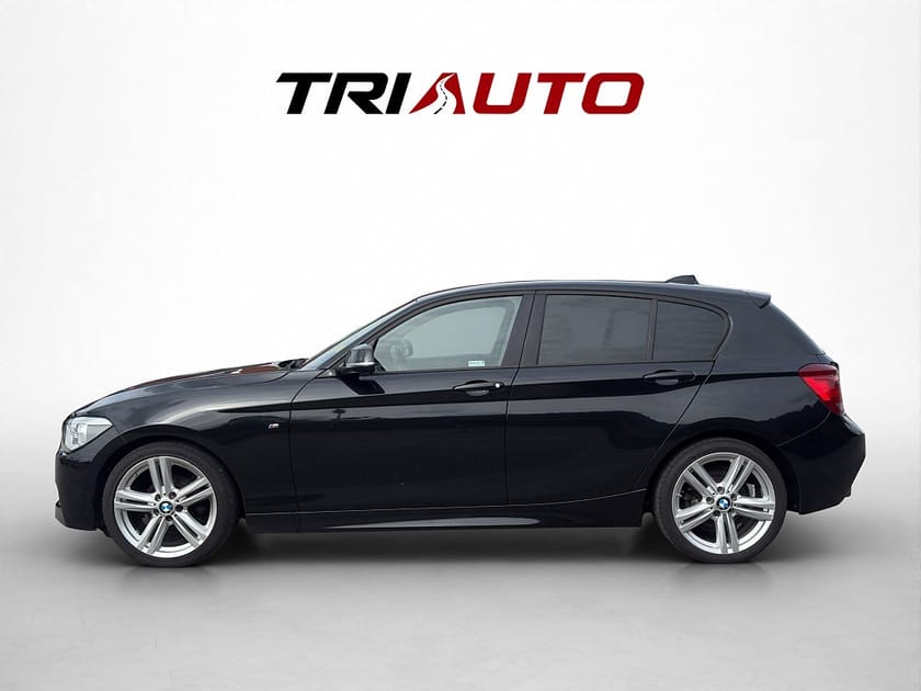 Bild 3 av BMW 116i M Sport 136hk P-Sensorer Alcantara Keyless Svensksåld