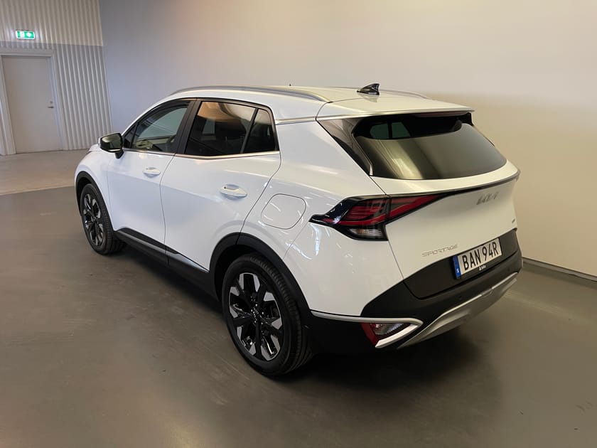 Bild 4 av Kia Sportage PHEV Action / Vinterhjul / Backkamera /