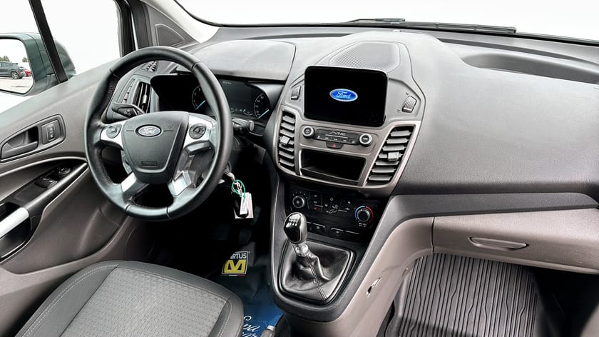 Bild 4 av Ford Transit Connect 200 Trend L1 100hk Dragkrok Inredd Taklastbågar