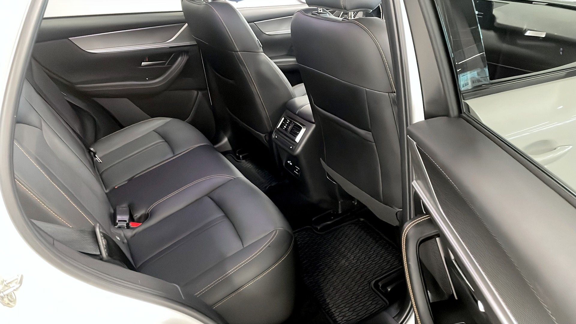 Mazda CX-60 PHEV Homura 360° 2023, bild 5/9
