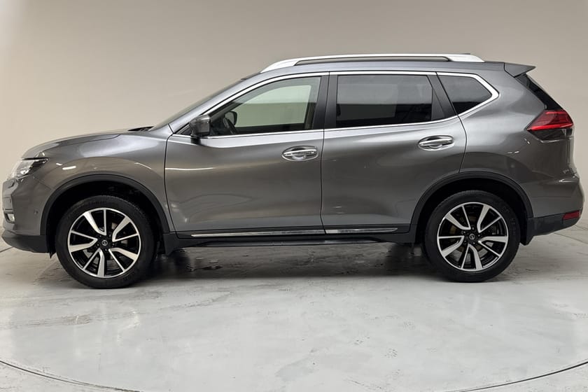 Bild 2 av Nissan X-Trail 1.3 DIG-T 2WD (160hk) Tekna Läder GPS
