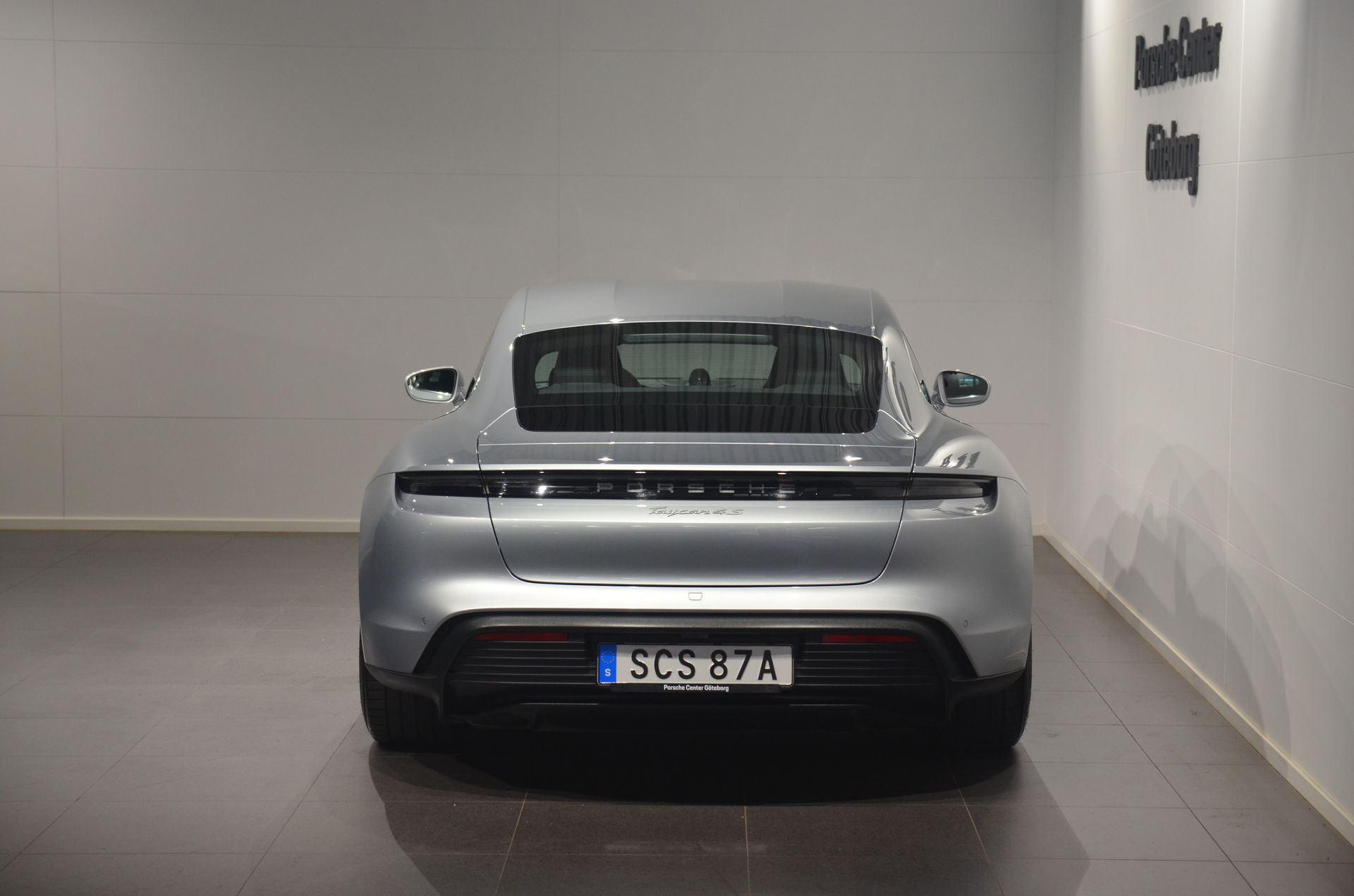 Porsche Taycan 4S 2023, bild 7/10