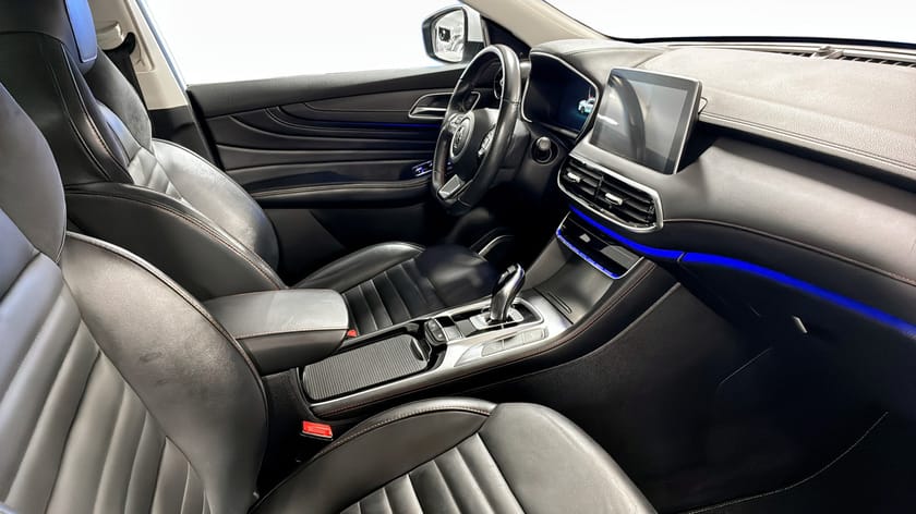 Bild 3 av MG EHS PHEV Luxury 258hk Automat