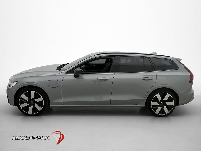 Bild 4 av Volvo V60 T8 AWD Ultimate Dark Pano 360° H/K CarPlay HUD