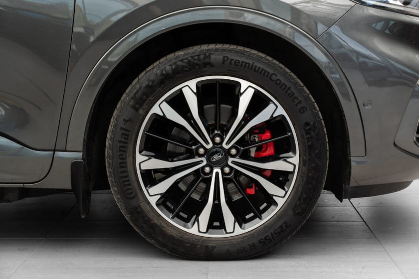 Bilde 5 av Ford Kuga Plug-In Hybrid HENGERFESTE//ST-LINE//KAMERA