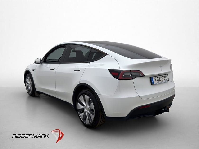 Bild 5 av Tesla Model Y Long Range AWD Pano Dragkrok AP MOMS