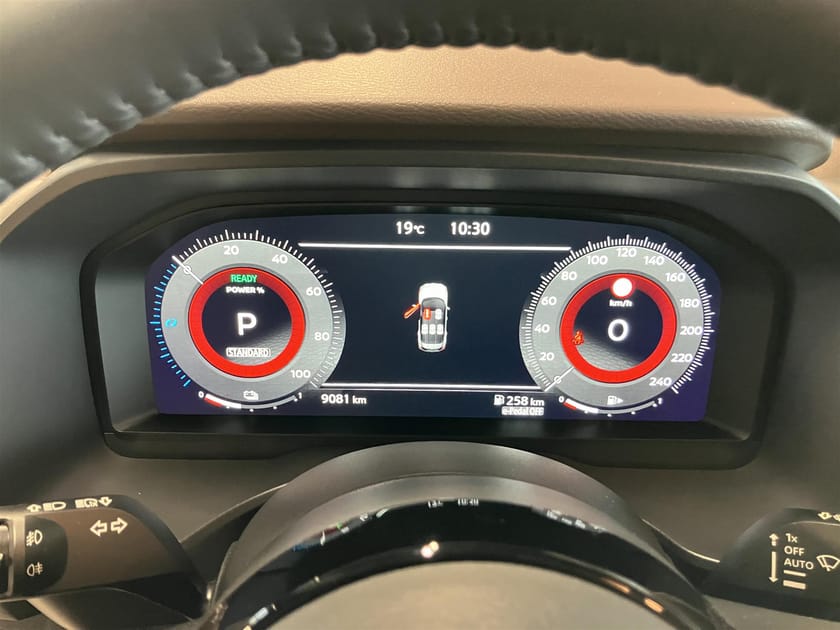 Bild 3 av Nissan X-Trail e-4ORCE Tekna