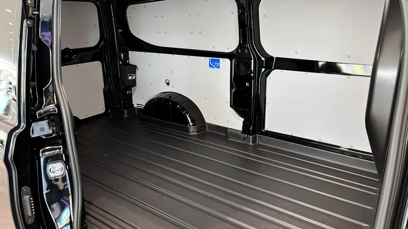 Bild 5 av Ford E-Transit Custom 340 E-CUSTOM SKÅP TREND 340L LWB ELMOTOR 160KW