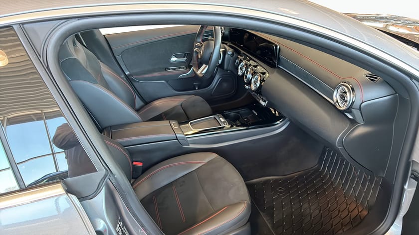 Bild 3 av Mercedes-Benz CLA 200 COUPÉ | AMG Line Advanced Plus | Backkamera